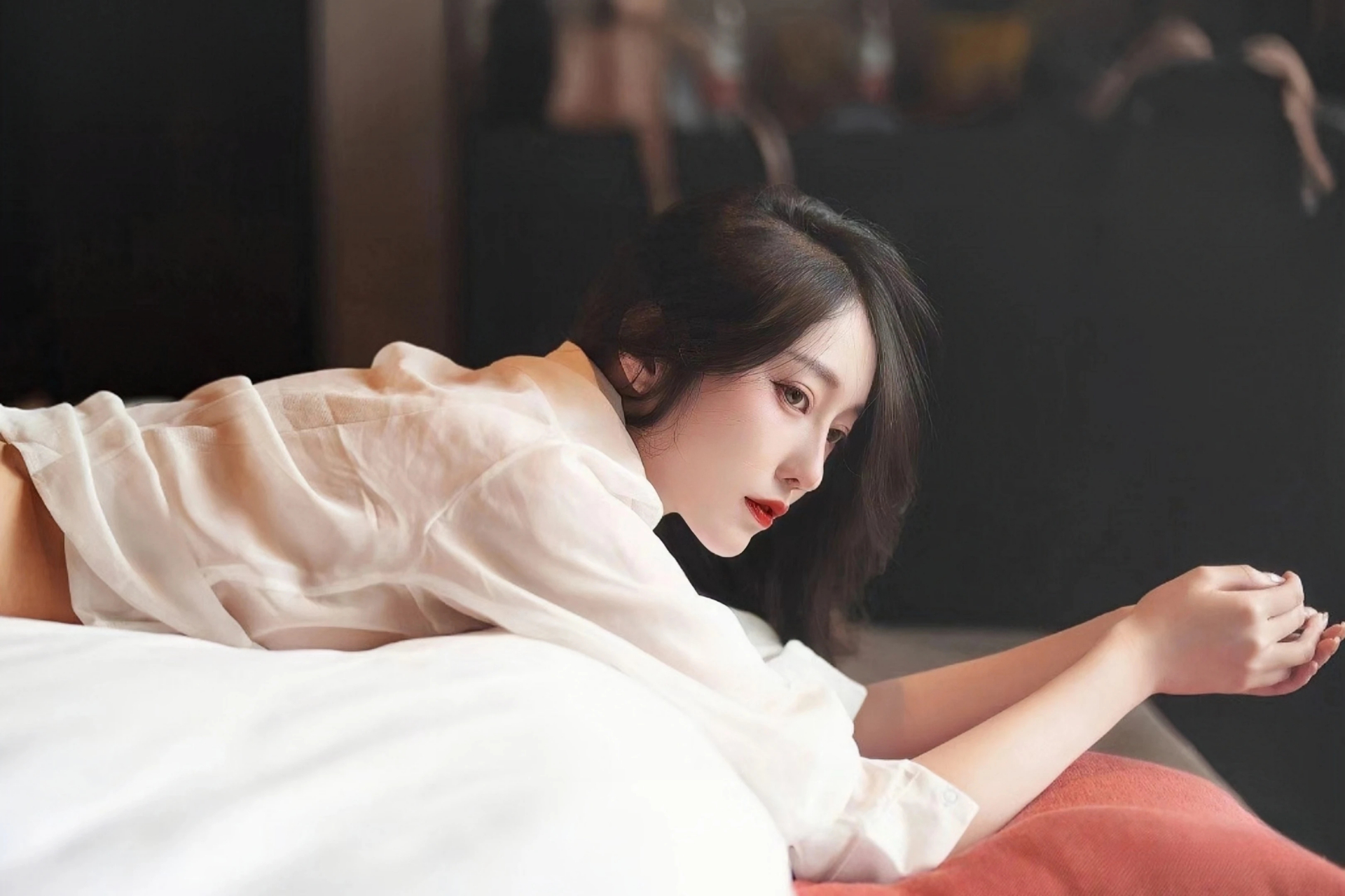 （辉煌60载 魅力新西藏）世界屋脊上的“绿色奇迹”：拉萨南北山绿意盎然